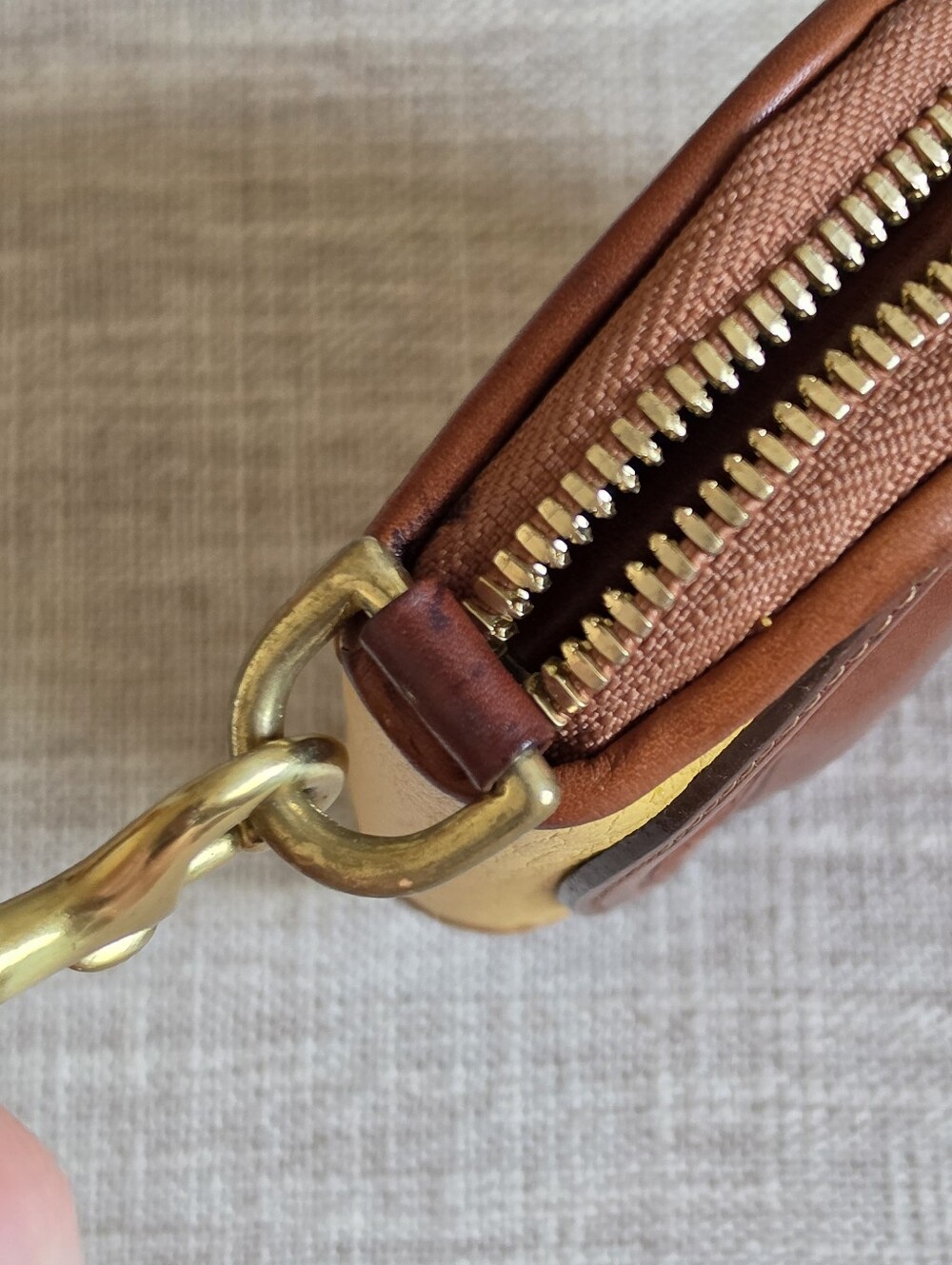 Dooney & Bourke Vintage Duck Coin Purse All Weather Leather AWL, YELLOW 💛 - Picture 9 of 13